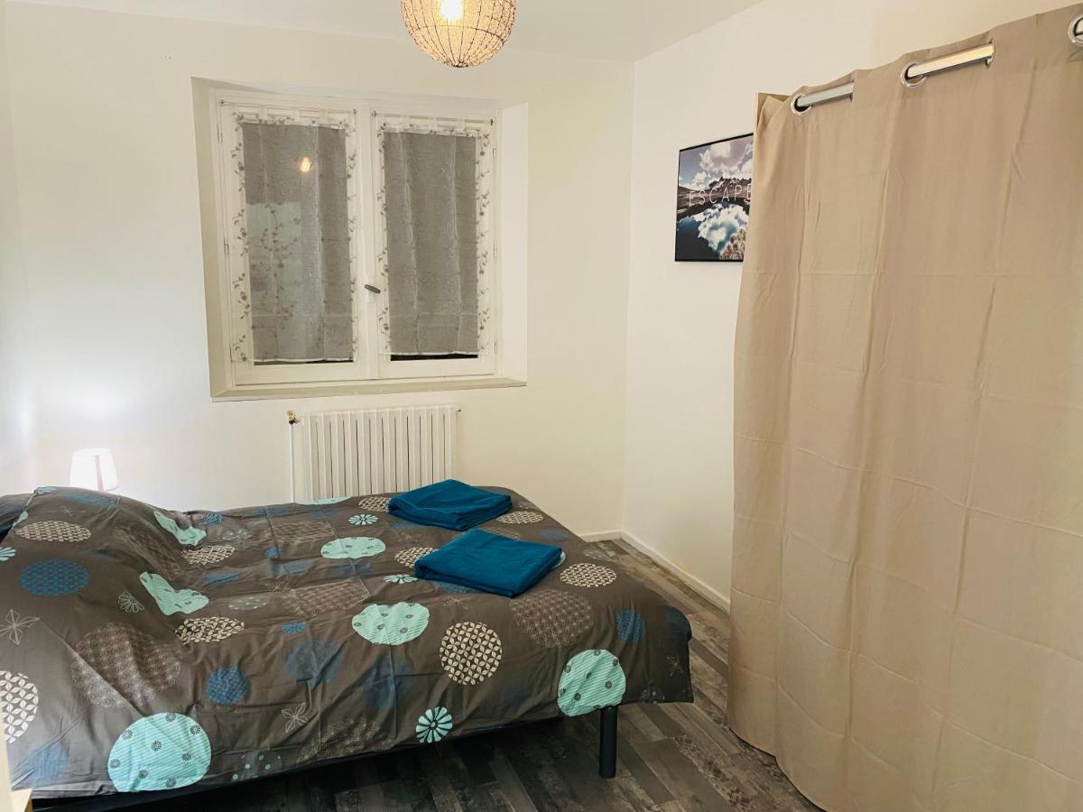 Studio 40M2 Plein Pied Avec Parking Jussac المظهر الخارجي الصورة